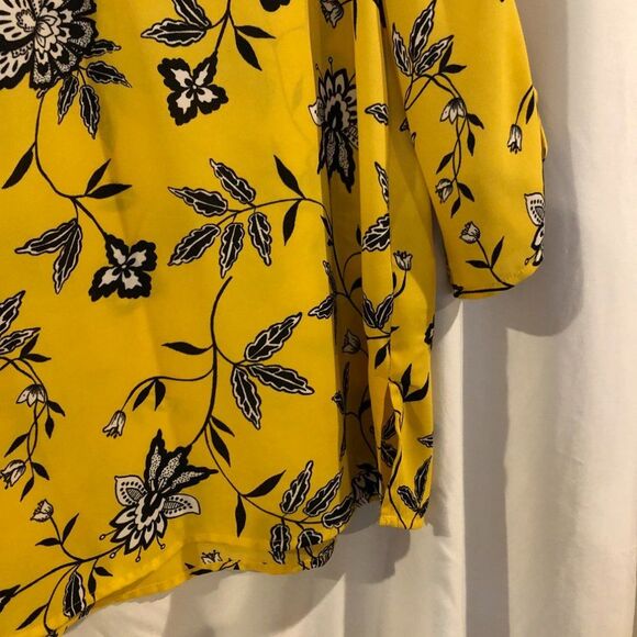 Counterparts Yellow Chiffon Floral Blouse w/ Zipper size Small - Picture 7 of 10
